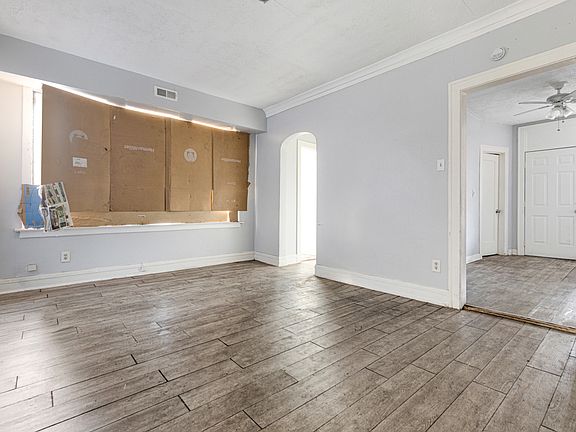5th image of 9442 S Ada St