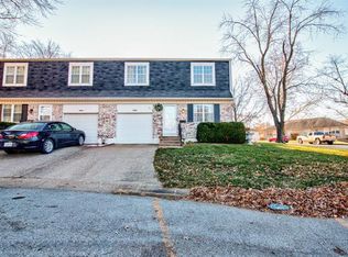 7116 NW Country Club Ln, Kansas City, MO 64152