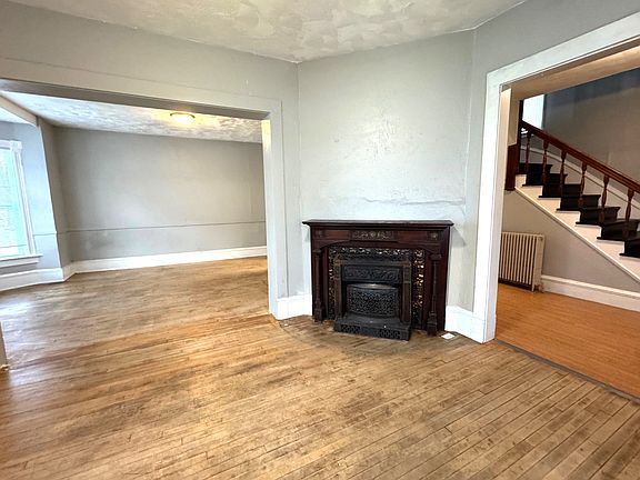 2nd image of 503 4th Ave S APT 1