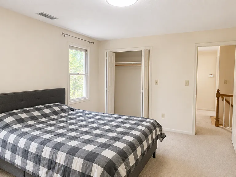 14 Kings Ct — Photo 5