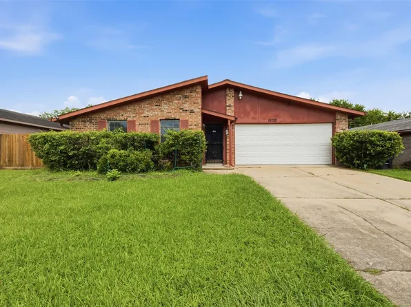 15722 Corsair Rd, Houston, TX 77053