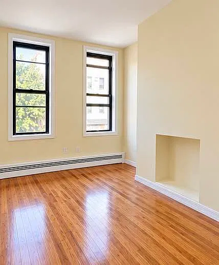 184 Jackson Street — Photo 3