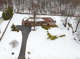 21 Lounsbury Drive, Baldwin Place, NY 10505