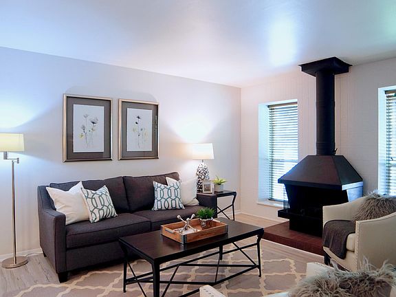 4th image of 1521 Missouri St #3