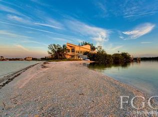 1950 Woodring Rd, Sanibel, FL 33957