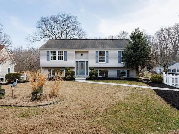 939 Shore Acres Rd, Arnold, MD 21012