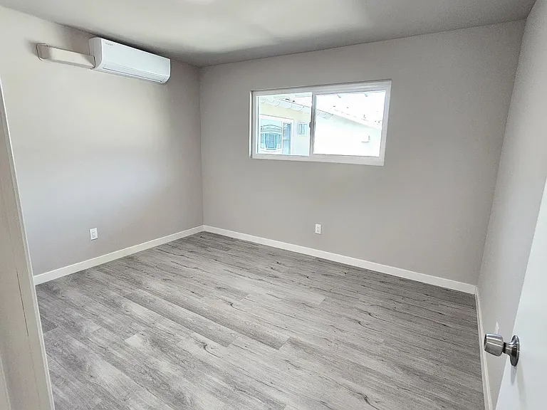 1240 - 1280 N San Gabriel Ave — Photo 19