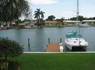 513 Plaza Seville Ct APT 28, Treasure Island, FL 33706