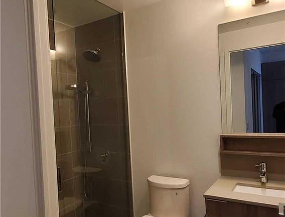 5th image of 950 Portage Pkwy #303