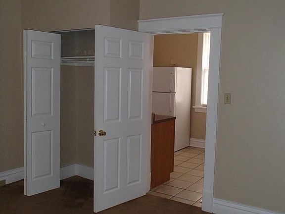 3rd image of 5308 Wilson Ave