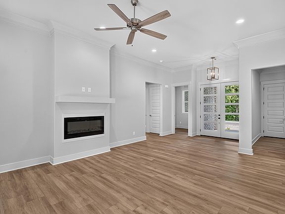 5th image of 21 Casino Cir