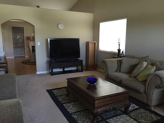 2nd image of 1631 Las Brisas Dr