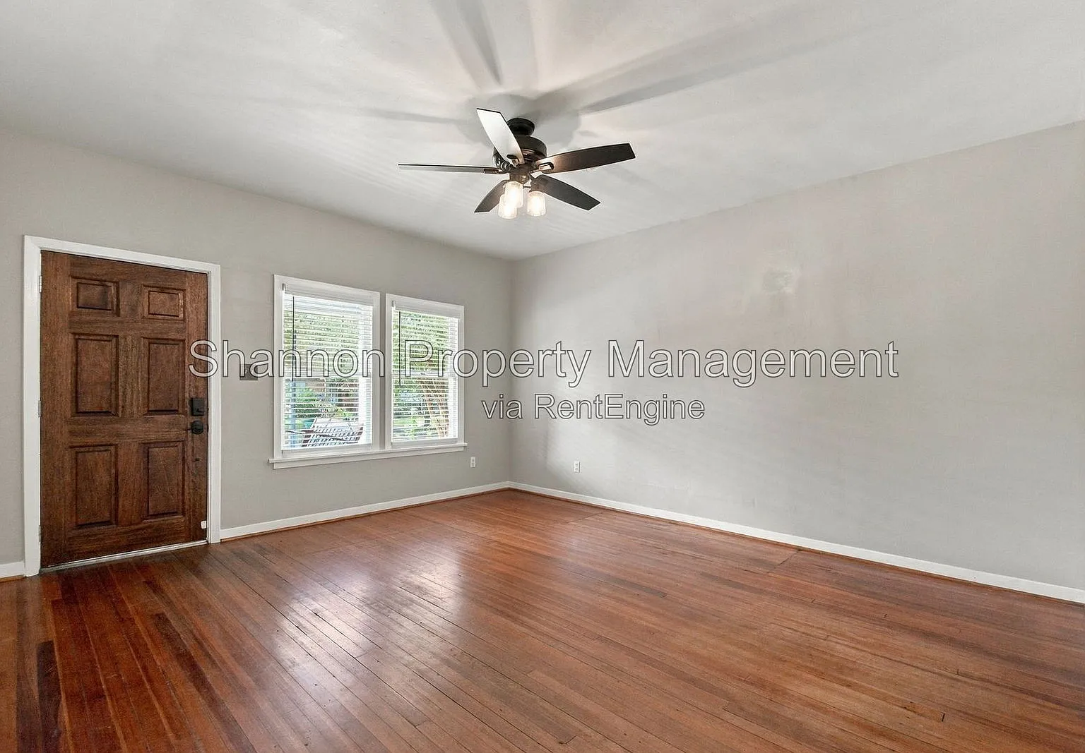 3 bed, 2.0 bath, 1332 sqft, $3,295 — Photo 3