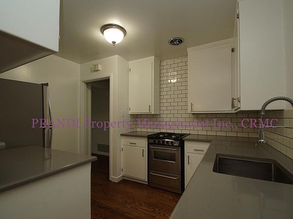4th image of 20 Forbes Ave