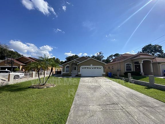 2nd image of 8714 Fountain Ave