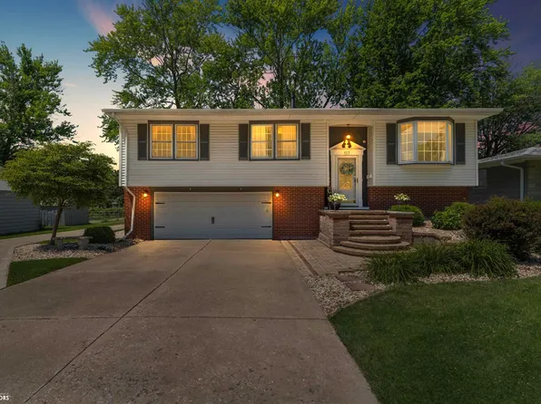 517 Melville Ave, West Burlington, IA 52655