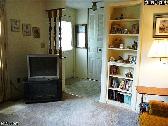 2nd image of 7396 Wooster Ct