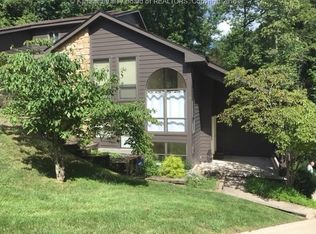 30 Birch Tree Ln, Charleston, WV 25314