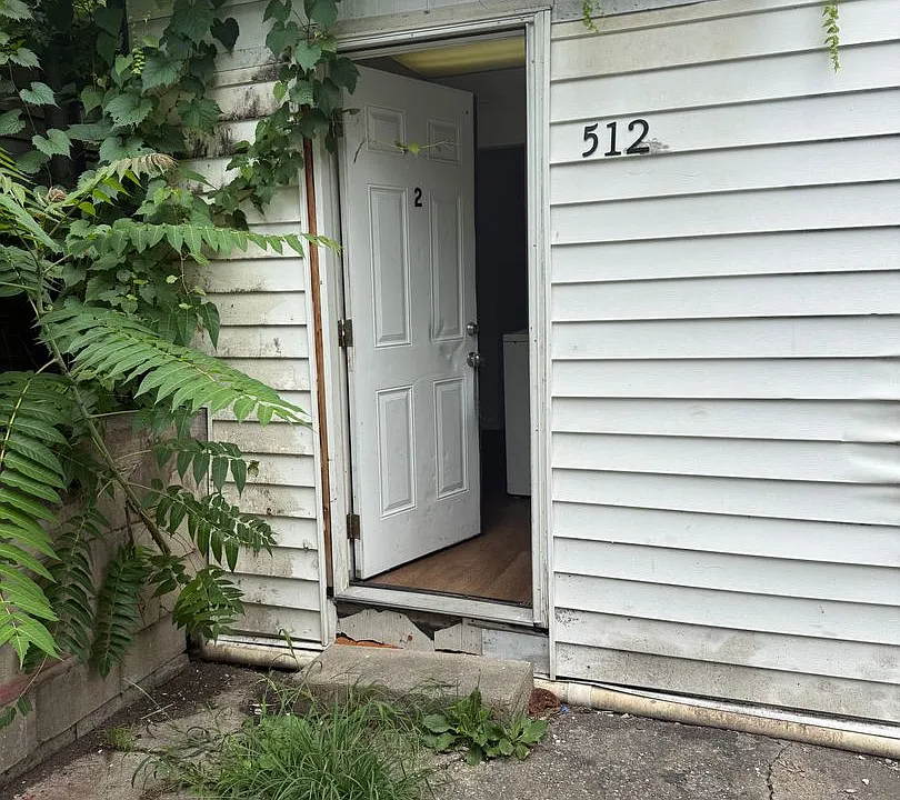 512 Carothers Ave