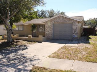 5550 Cheyenne Dr, Holiday, FL 34690