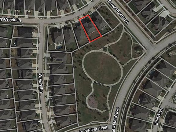 Home backs up to Sweetwater Park