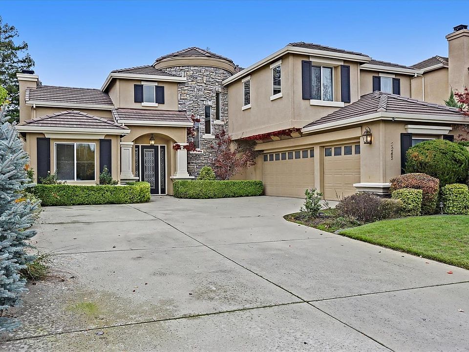 1st image of 2265 Heritage Dr