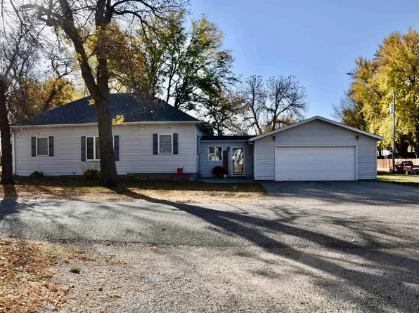681 Poplar St, Ocheyedan, IA 51354