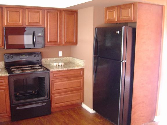 4th image of 6890 NW 62nd Pl