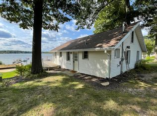 15211 Silver Beach Dr, Gowen, MI 49326