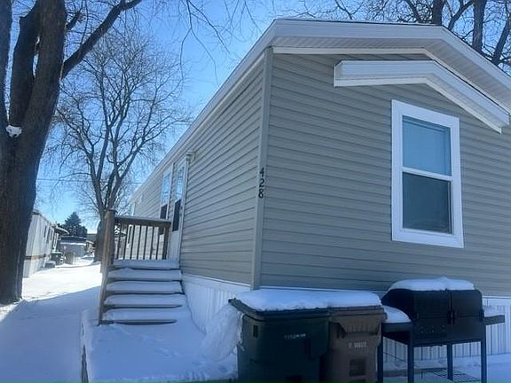 5th image of 428 Warbler Ln #428