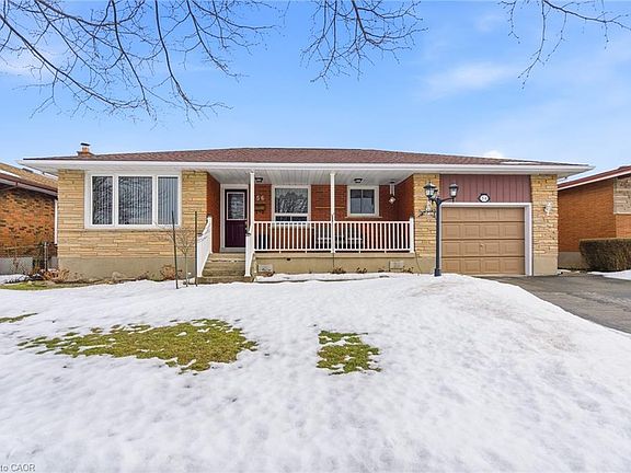 2nd image of 56 Eastdale Cres