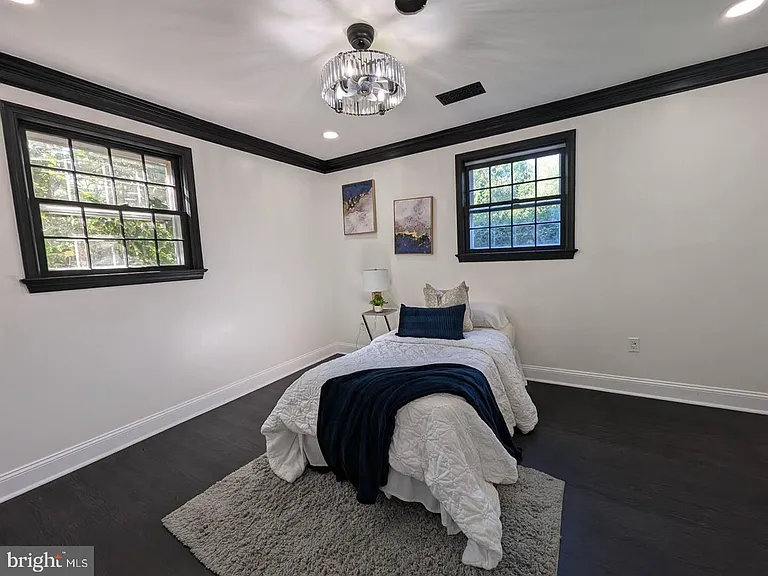 2208 Wakefield St — Photo 18
