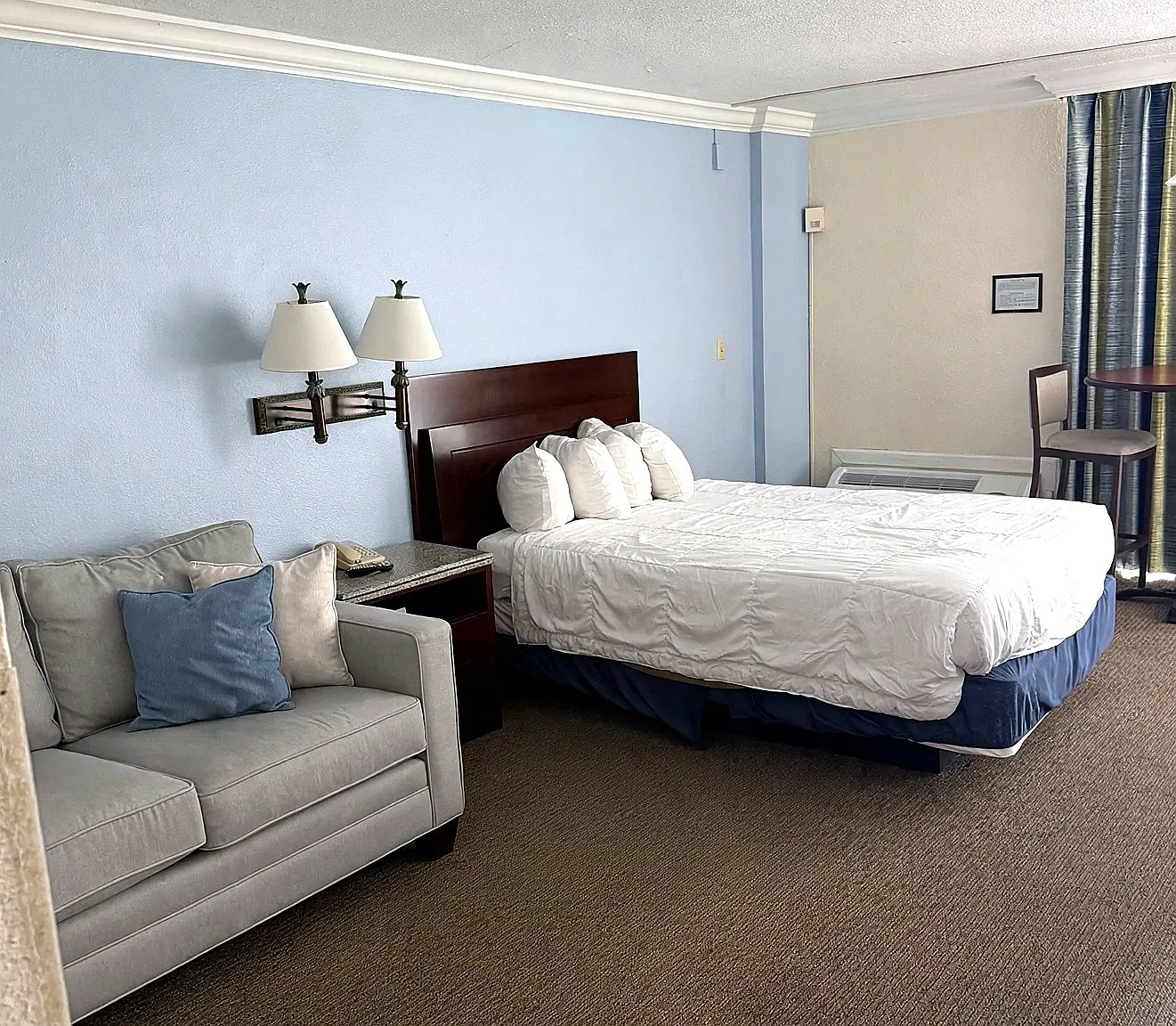 Studio, 350 sqft, $1,475 — Photo 2