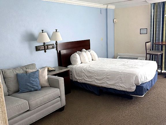 2nd image of 9550 Shore Dr #314