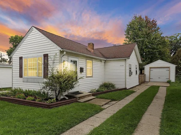 7725 Pershing BOULEVARD, Kenosha, WI 53142