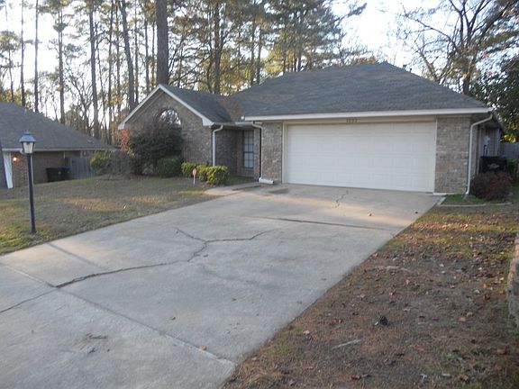 2nd image of 1003 Deer Park Ct