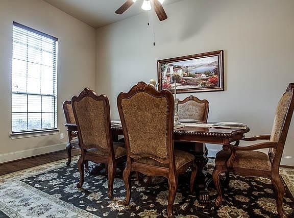 5th image of 409 Preston Creek Dr