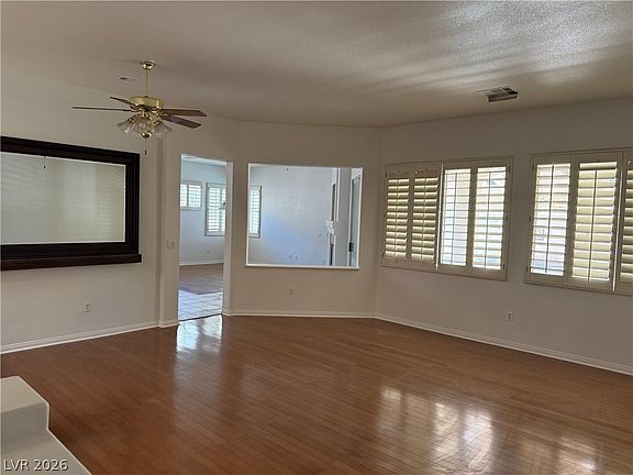 4th image of 6389 Elizabethtown Ave