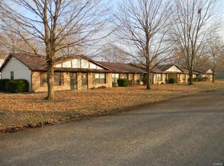 513 Red Bud Ln, Troy, IL