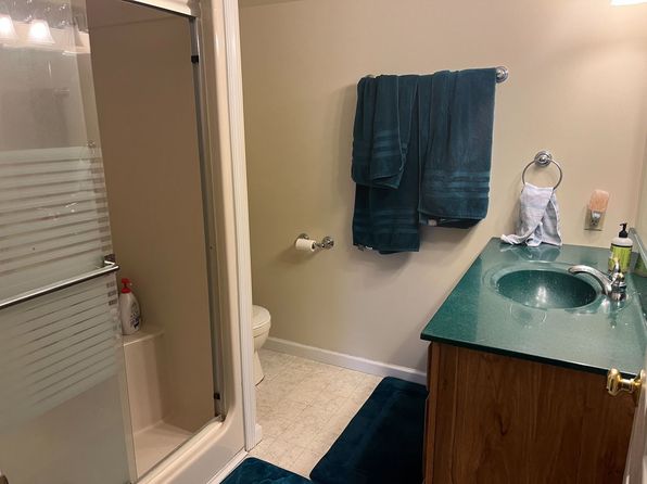 215 E College Ave #B