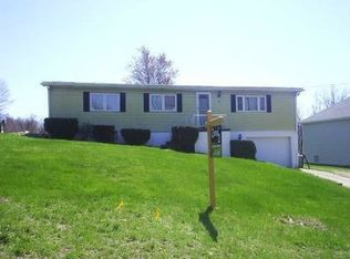 485 Pinewood Dr, Canonsburg, PA