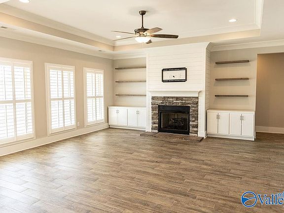 5th image of 11001 Thorne Dr