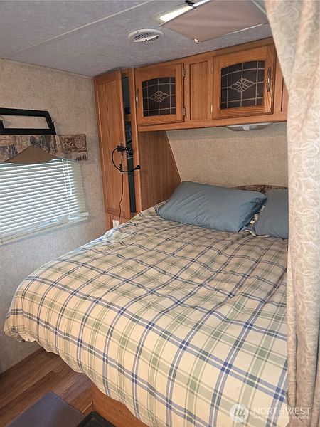 4th image of 35 2 Wilderness Way