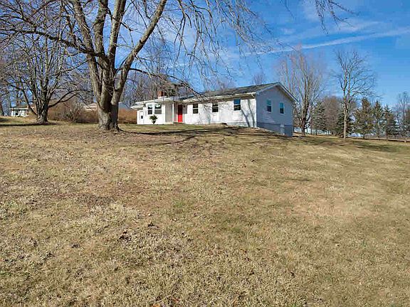2nd image of 95 W Cookingham Dr