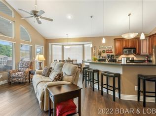 887 Winetavern Rd, Osage Beach, MO 65065