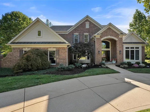 4 Rutherford Ln, Saint Louis, MO 63131