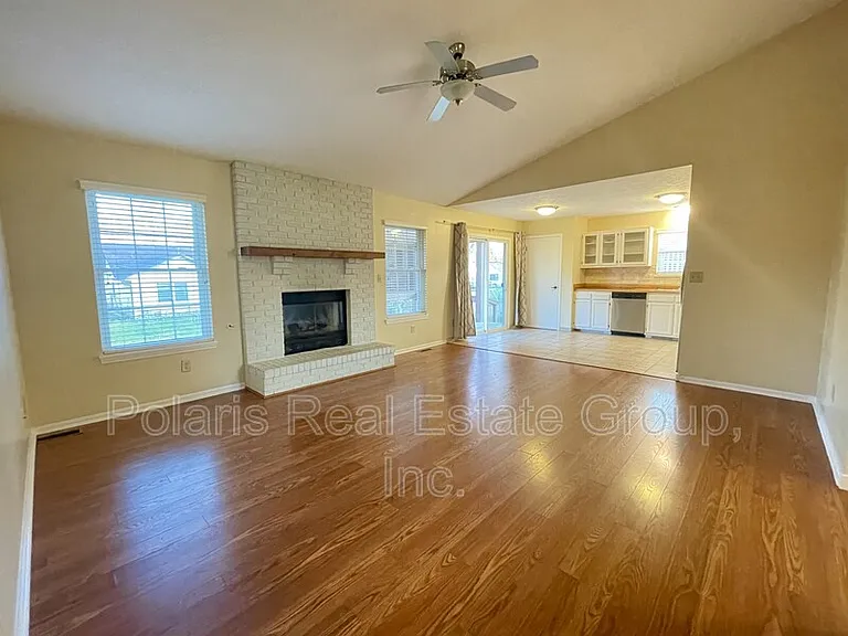 978 Spring Meadow Dr — Photo 8