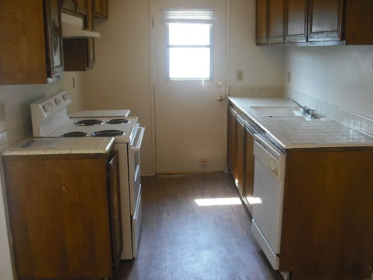 2581 Spinnaker Ave — Photo 5