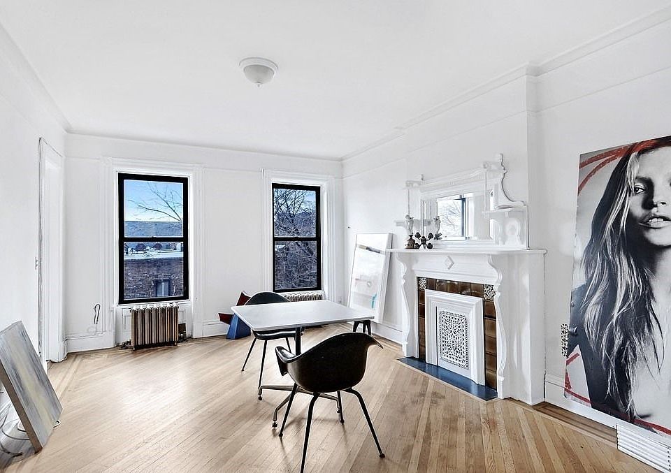 1st image of 407 Stuyvesant Ave #3