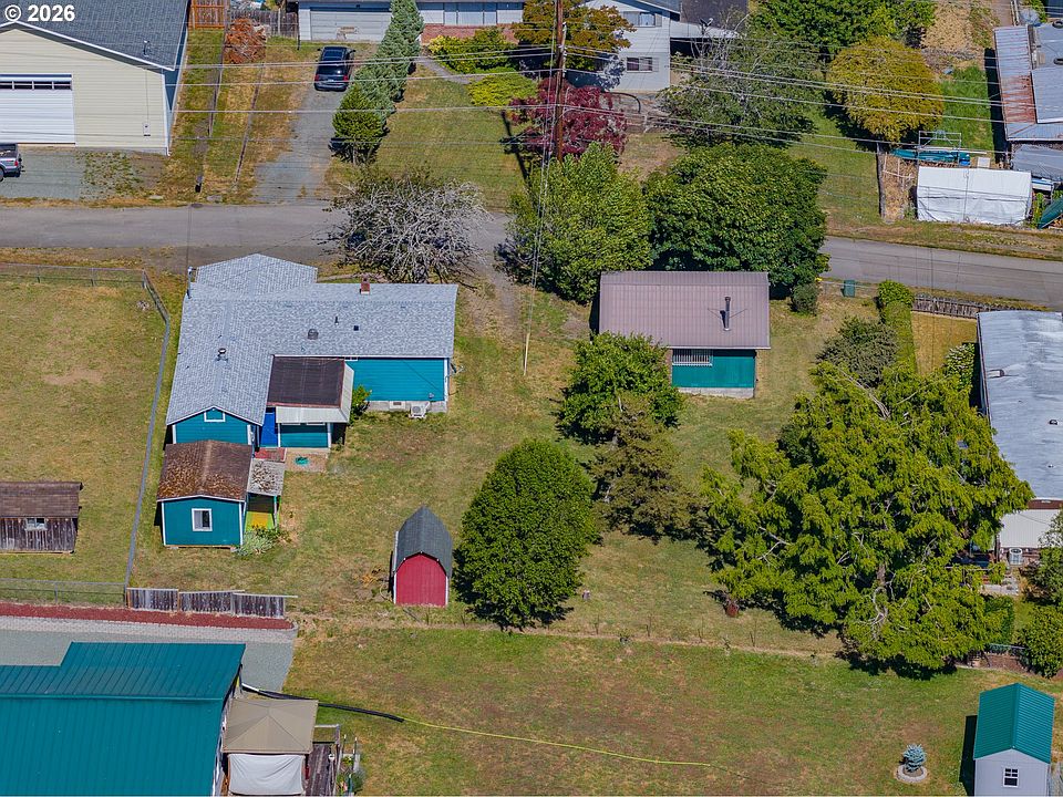 1st image of 412 23rd St